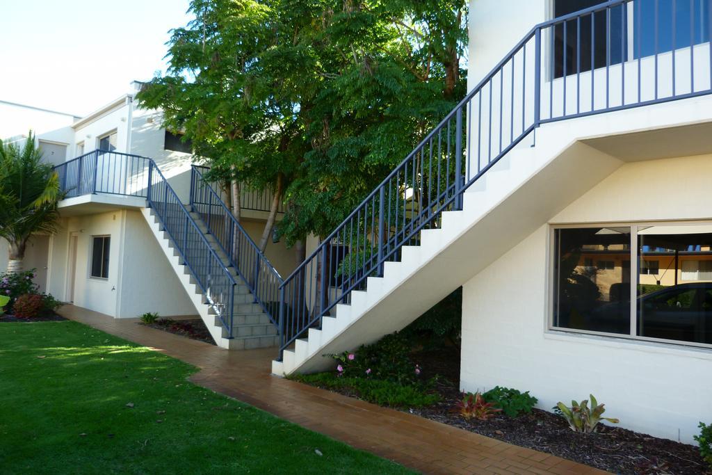 Sails Luxury Apartments เมริมบูลา ภายนอก รูปภาพ